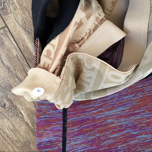 Lululemon striped pink Scoop neck tank 4 - Picture 3 of 5